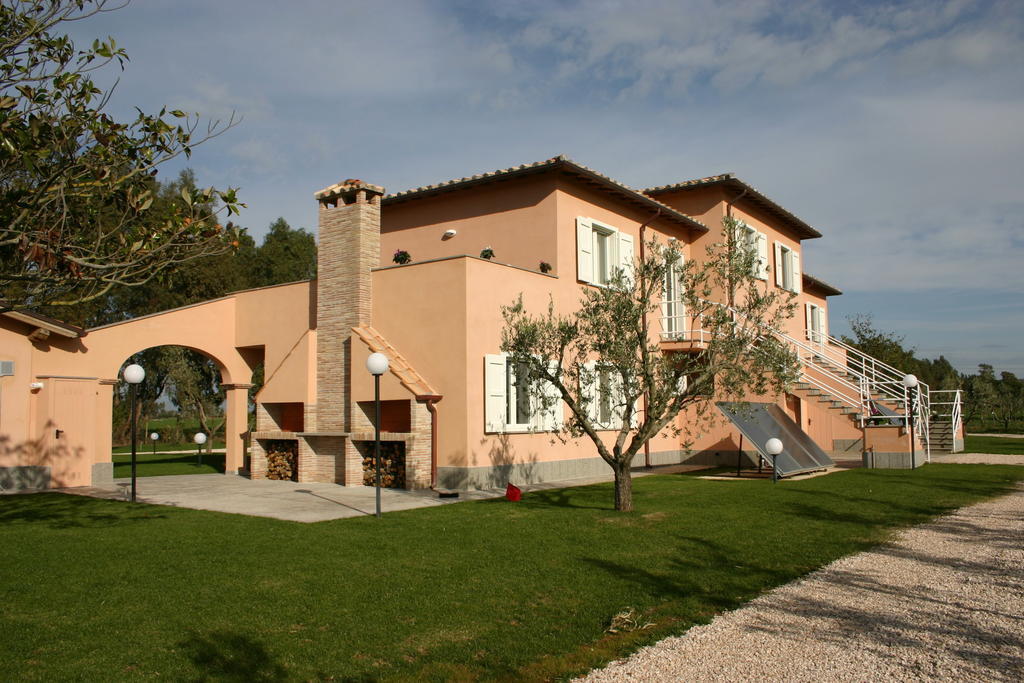 فيلا Agriturismo Pian Di Spille - Golf تاركوينيا المظهر الخارجي الصورة